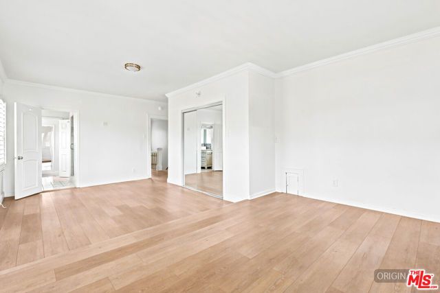 570 S Van Ness Avenue, Los Angeles, CA 90020