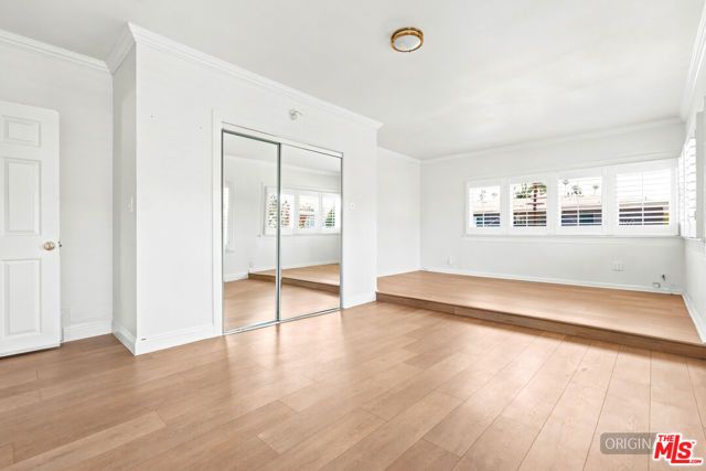 570 S Van Ness Avenue, Los Angeles, CA 90020