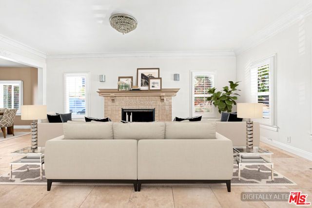 570 S Van Ness Avenue, Los Angeles, CA 90020
