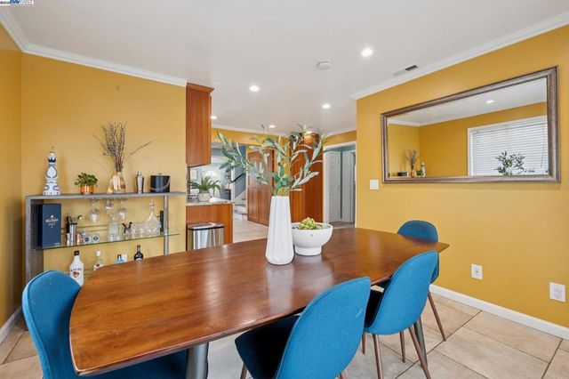 1815 102Nd Ave, Oakland, CA 94603