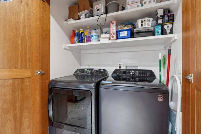 1815 102Nd Ave, Oakland, CA 94603