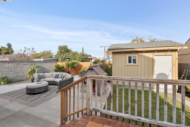 1815 102Nd Ave, Oakland, CA 94603