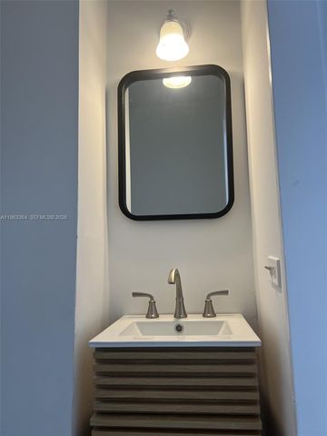 7801 NE 4th Ct 101, Miami, FL 33138