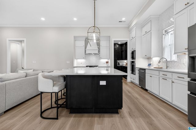 1562 OLIVEWOOD DRIVE, Hoover, AL 35244