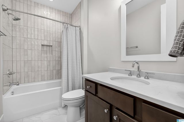 1562 OLIVEWOOD DRIVE, Hoover, AL 35244