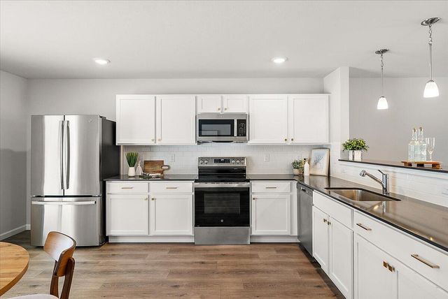 5480 Mammoth Drive, Caledonia, MI 49316