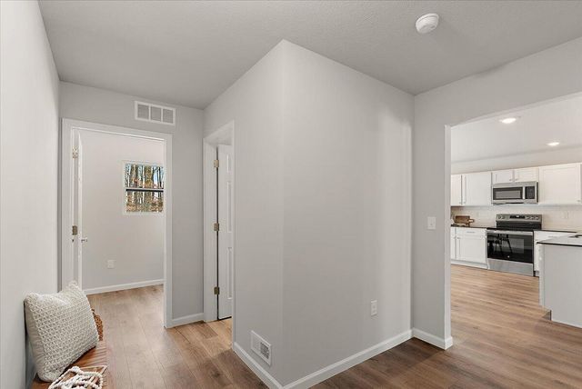 5480 Mammoth Drive, Caledonia, MI 49316