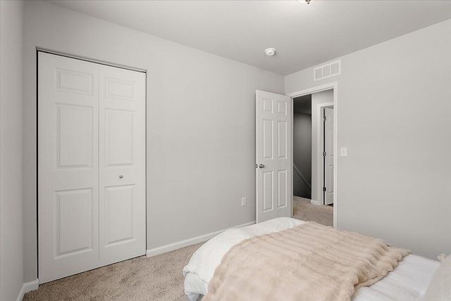 5480 Mammoth Drive, Caledonia, MI 49316