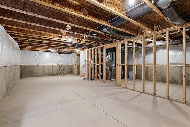 5480 Mammoth Drive, Caledonia, MI 49316