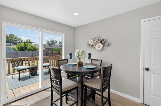 1548 Sterling St, Sacramento, CA 95822