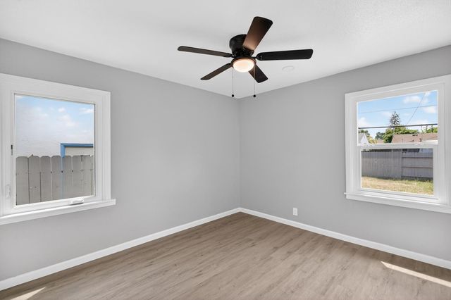 1548 Sterling St, Sacramento, CA 95822