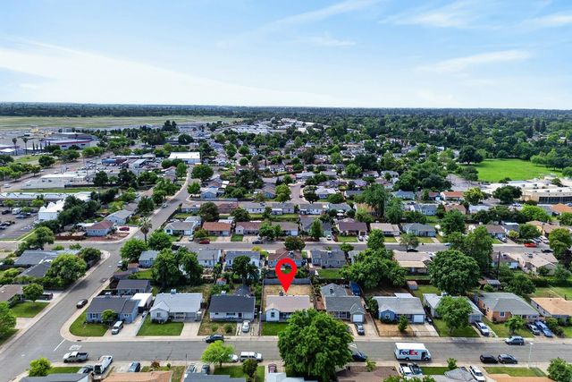 1548 Sterling St, Sacramento, CA 95822