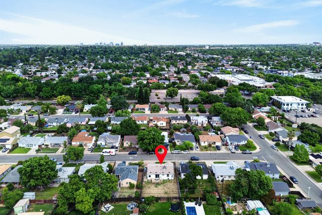 1548 Sterling St, Sacramento, CA 95822