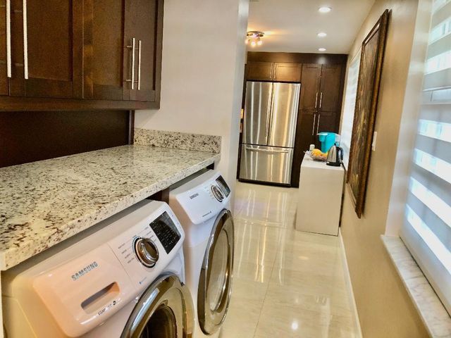 800 Cypress Grove Drive 204, Pompano Beach, FL 33069