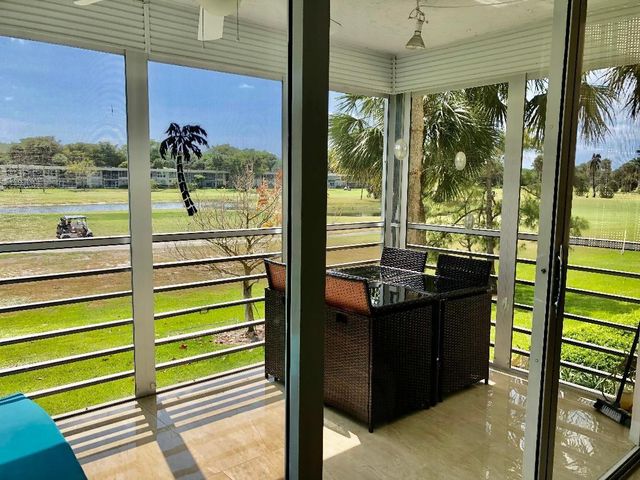 800 Cypress Grove Drive 204, Pompano Beach, FL 33069