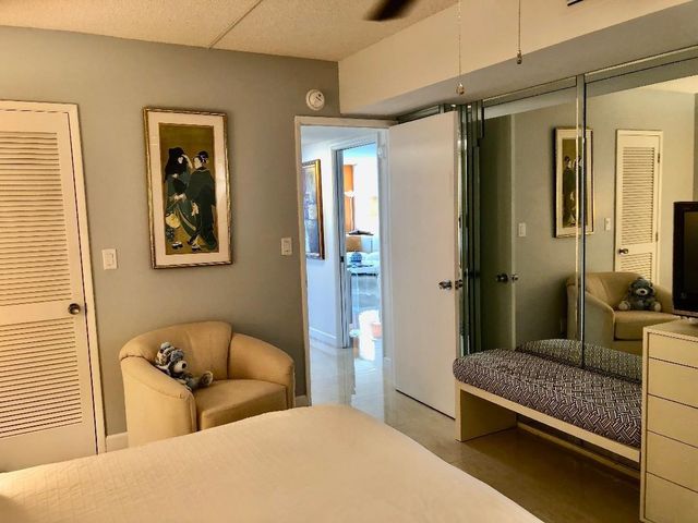 800 Cypress Grove Drive 204, Pompano Beach, FL 33069