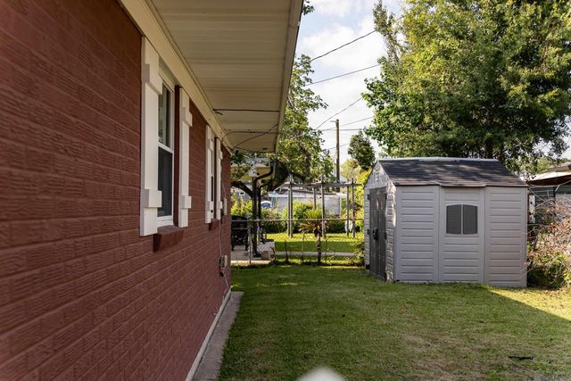 4005 St Katherine Ave, Baton Rouge, LA 70805
