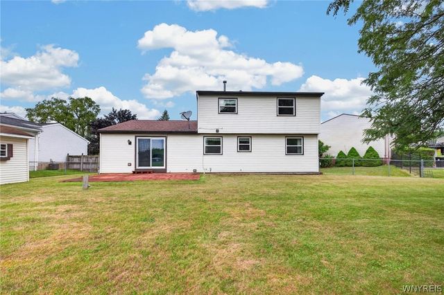 29 Woodgate Drive, Cheektowaga, NY 14227