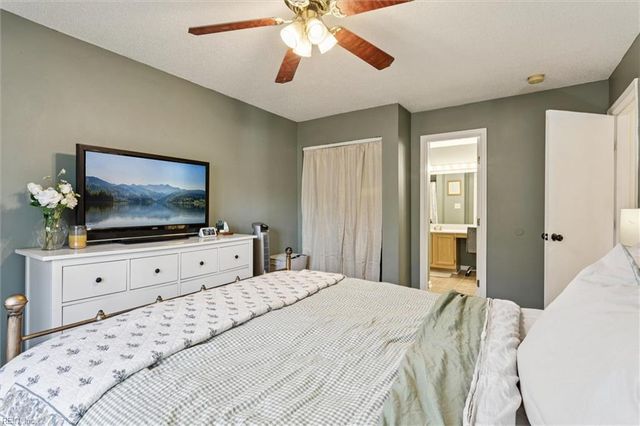 24 Tamarisk Quay Apt I, Hampton, VA 23666