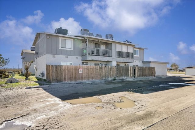 17928 Hermosa Road, Adelanto, CA 92301