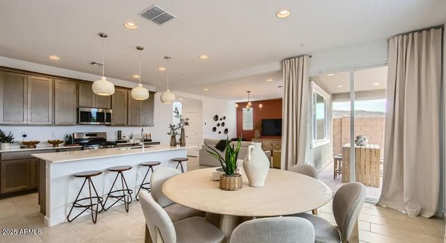 12018 W CALLE DE POMPAS --, Peoria, AZ 85383