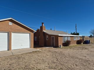 220 52nd Street SW, Albuquerque, NM 87105