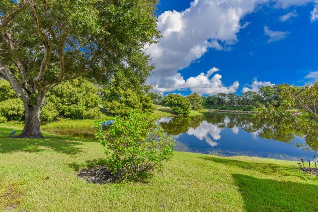 1741 SW Willowbend Lane, Palm City, FL 34990