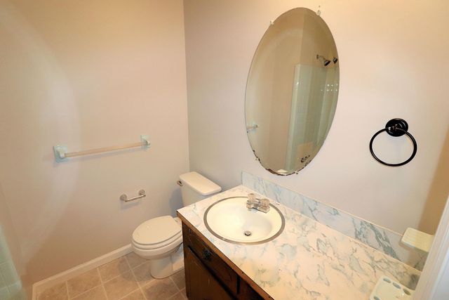 2395 Vistavia Road, North Charleston, SC 29406