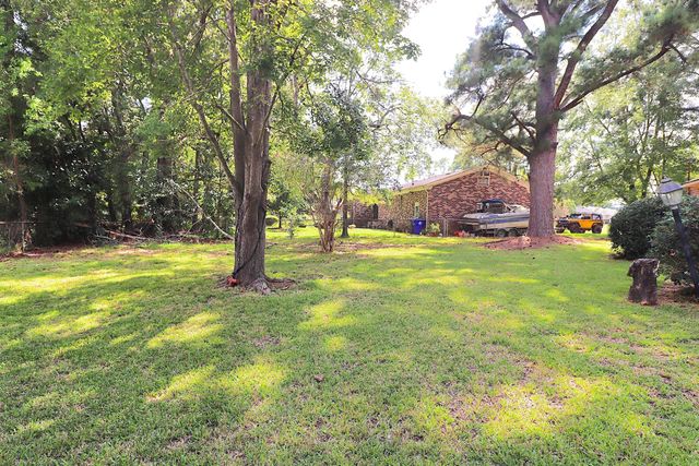 2395 Vistavia Road, North Charleston, SC 29406
