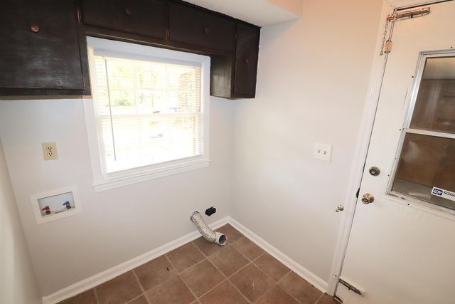 2395 Vistavia Road, North Charleston, SC 29406