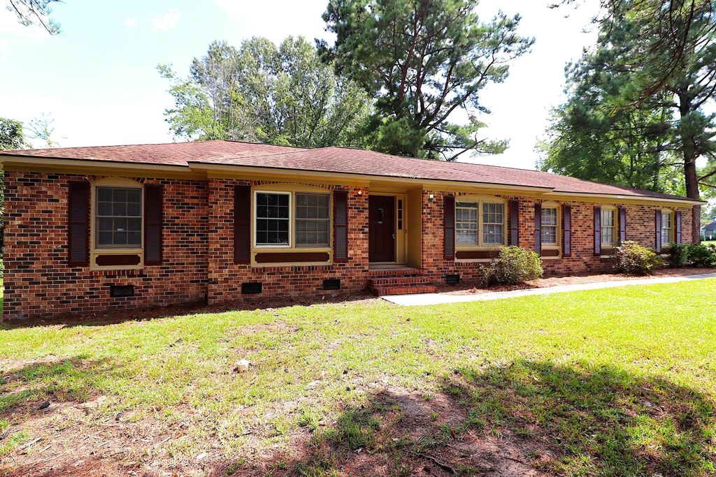 2395 Vistavia Road, North Charleston, SC 29406