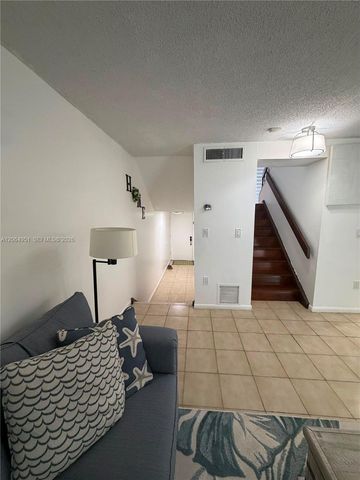 8690 SW 154th Cir Place 3D, Miami, FL 33193