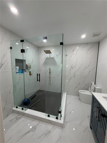 8690 SW 154th Cir Place 3D, Miami, FL 33193