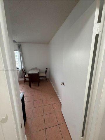 8690 SW 154th Cir Place 3D, Miami, FL 33193