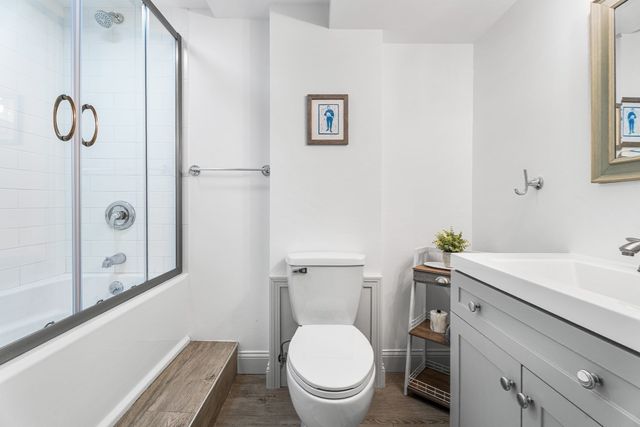 16 Country Candle Ln 16, Northborough, MA 01532