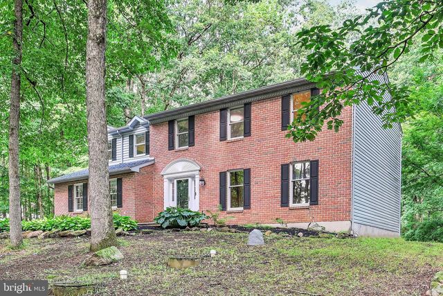 3196 PLOW RD, Mohnton, PA 19540