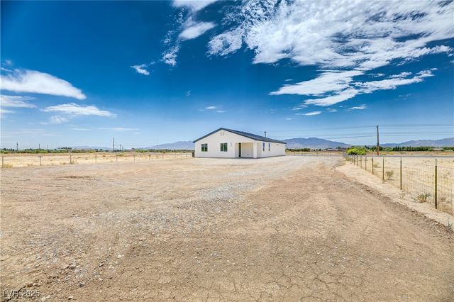 2461 South Blagg Road, Pahrump, NV 89048