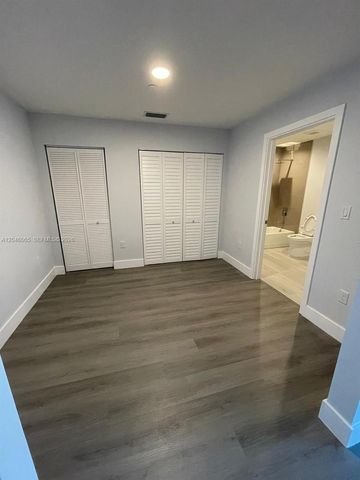 1938 Jackson Street 301, Hollywood, FL 33020