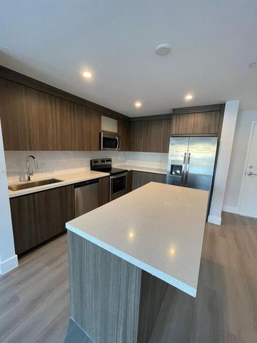 1938 Jackson Street 301, Hollywood, FL 33020