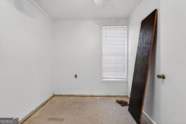 270 Cannafax Road, Barnesville, GA 30204