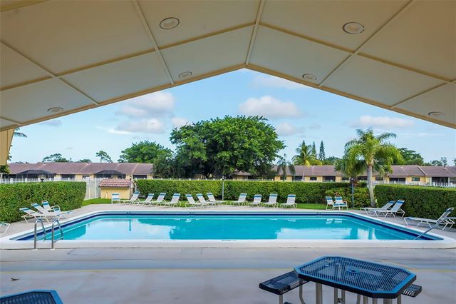 6846 Bridlewood Court, Boca Raton, FL 33433