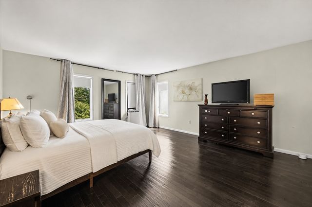 159 Greensboro Rd, Dedham, MA 02026