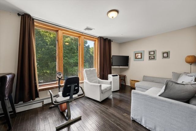 159 Greensboro Rd, Dedham, MA 02026