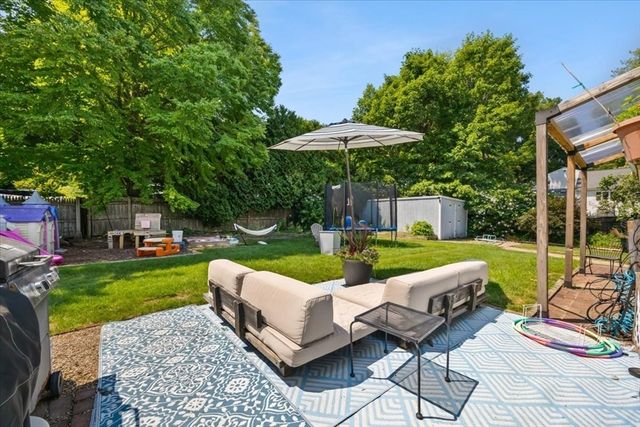 159 Greensboro Rd, Dedham, MA 02026