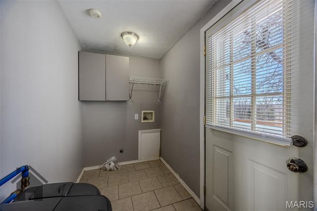 22818 Spruce Road, Waynesville, MO 65583