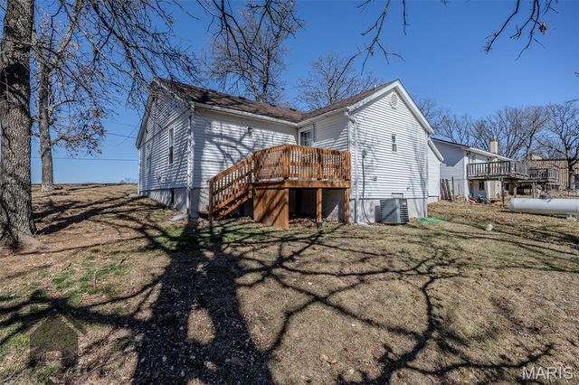 22818 Spruce Road, Waynesville, MO 65583