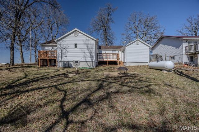 22818 Spruce Road, Waynesville, MO 65583