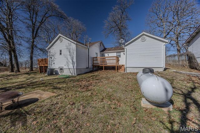 22818 Spruce Road, Waynesville, MO 65583