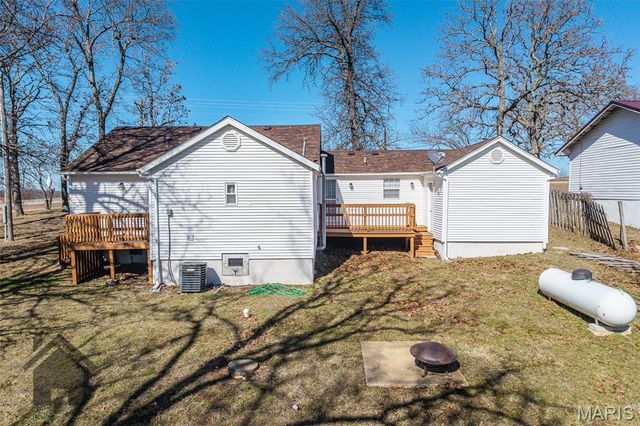 22818 Spruce Road, Waynesville, MO 65583