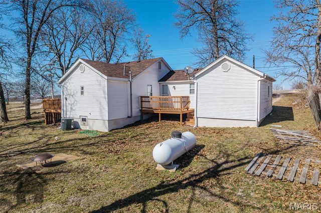 22818 Spruce Road, Waynesville, MO 65583
